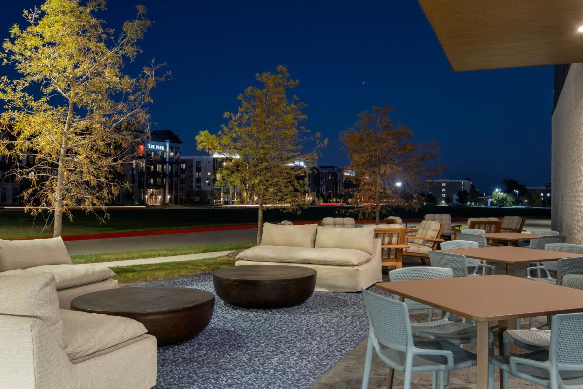 Denizen Hotel McKinney Ngoại thất bức ảnh